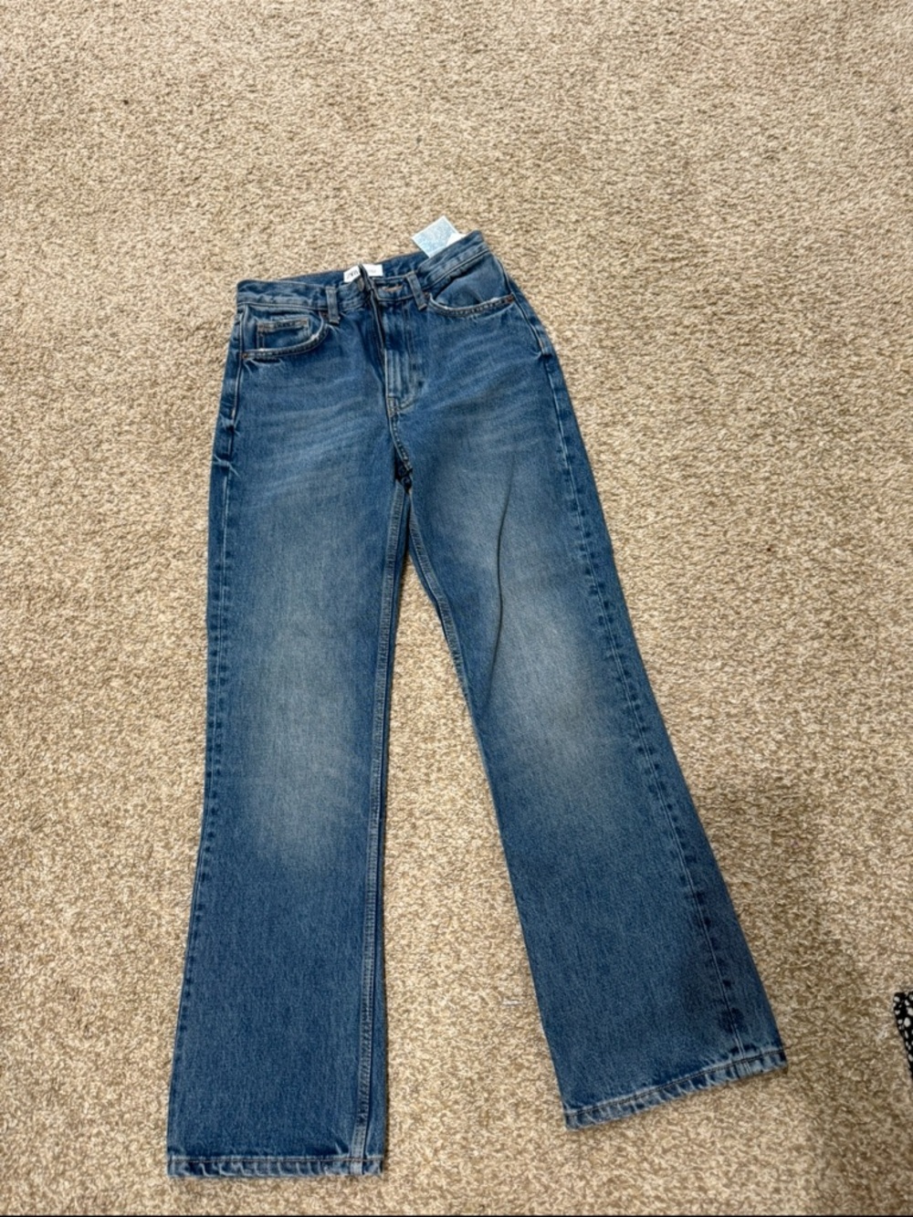 Zara Mid-Rise Wide-Leg Jeans in Blue Wash